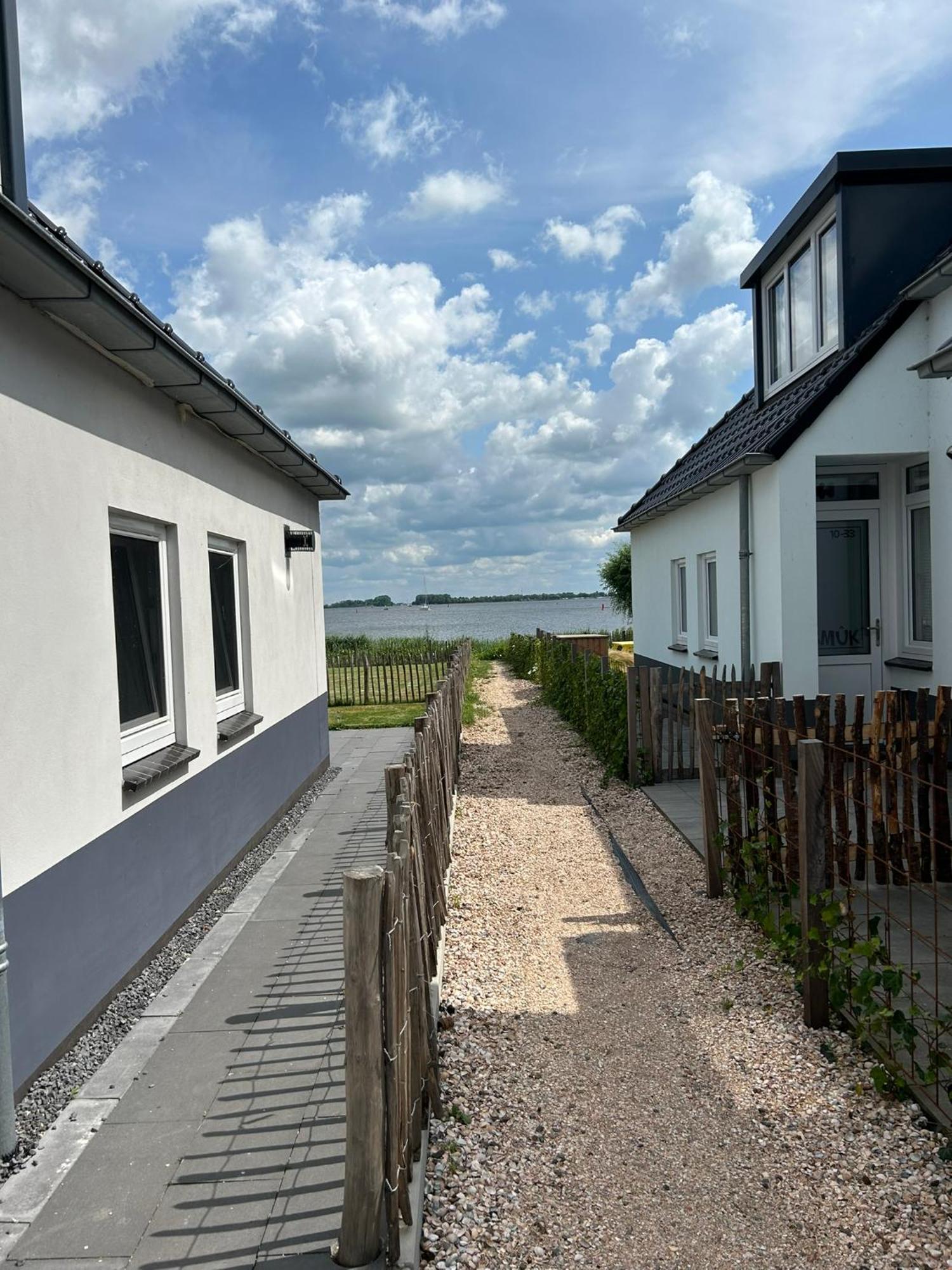 Sneekermeerzicht Offingawier Esterno foto